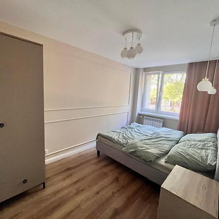 Prestige Apartment Bohaterow Warszawy キェルツェ エクステリア 写真